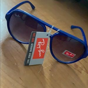 Royal blue Ray bans sunglass